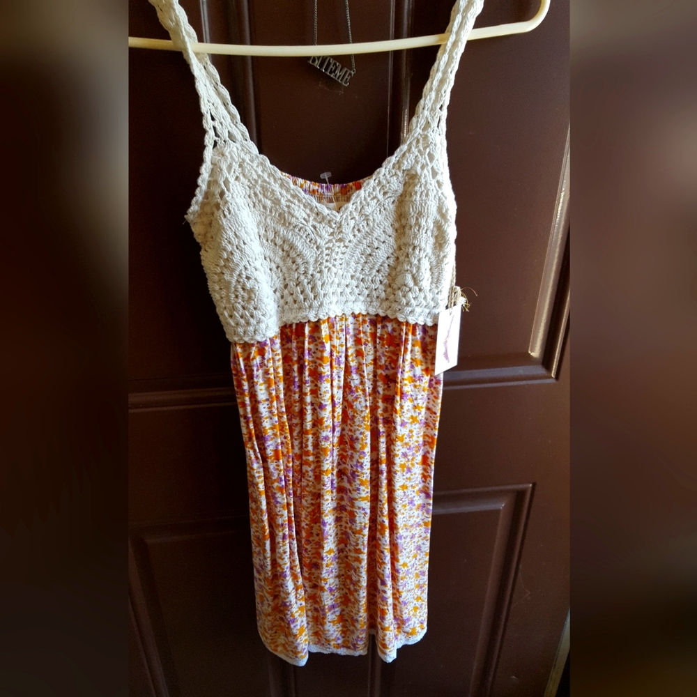 Beautiful brand new Jessica Simpson sundress